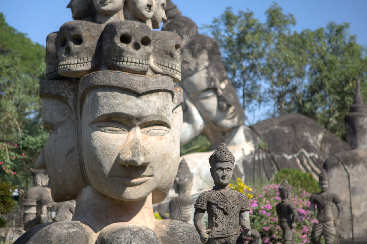 05D9C - Private Tour: Vientiane City and Buddha Park Full-Day