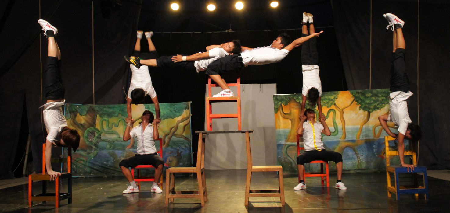 2499D - Phare: The Cambodian Circus Show