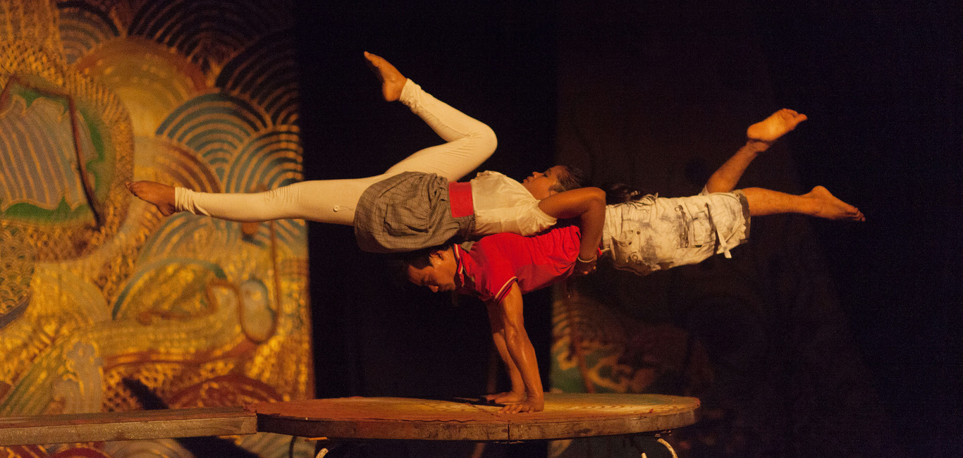 4D5B9 - Phare: The Cambodian Circus Show