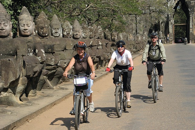 6BC88 - Small Group Tour - Siem Reap Bike Ride 