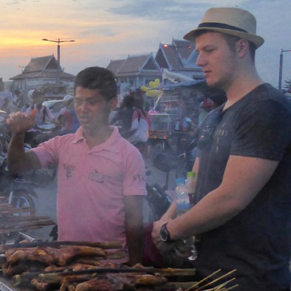 Small Group Tour - Siem Reap Street Food 